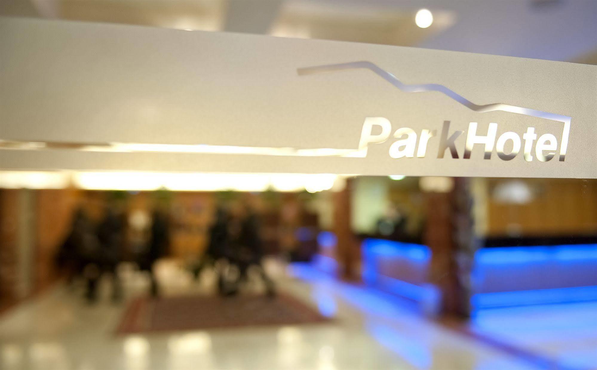 Park Hotel Centro Congressi Potenza Buitenkant foto